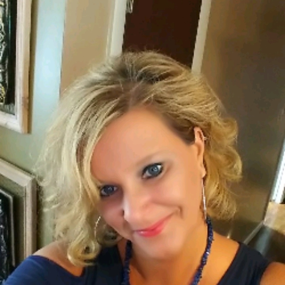 Meet your Posher, Stacy